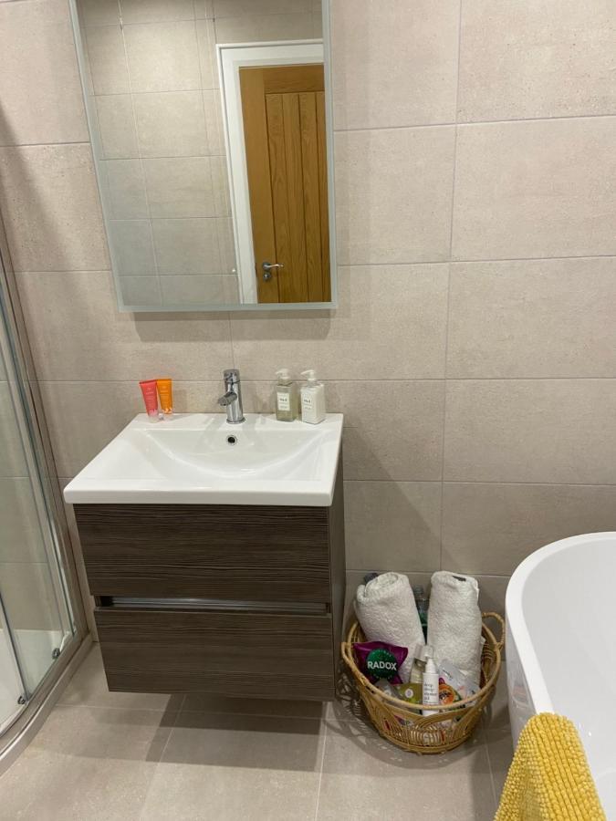 Beautiful Private Room And Bathroom Ballycastle Εξωτερικό φωτογραφία